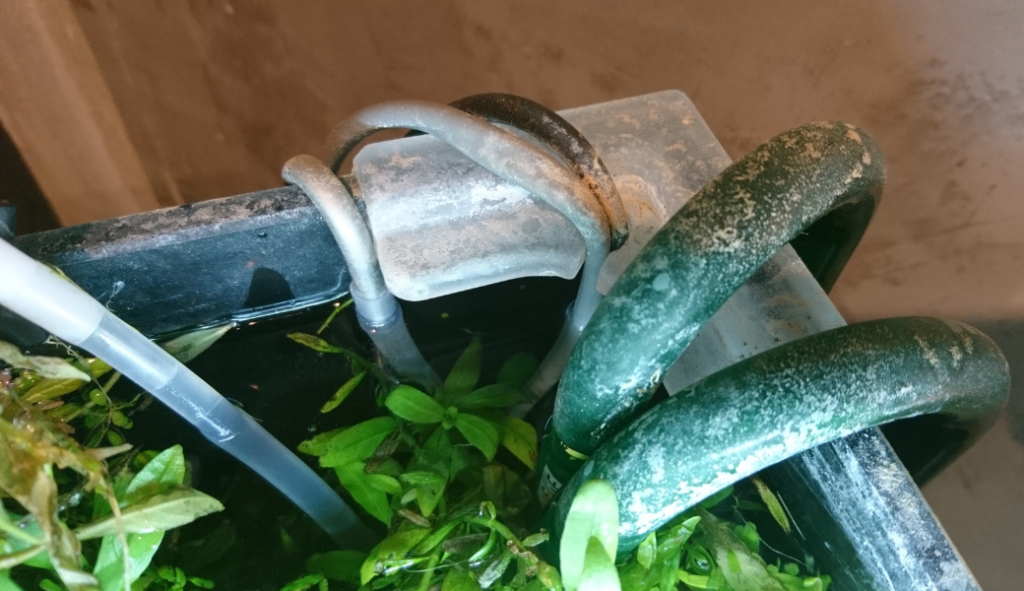 飛沫が飛ぶと